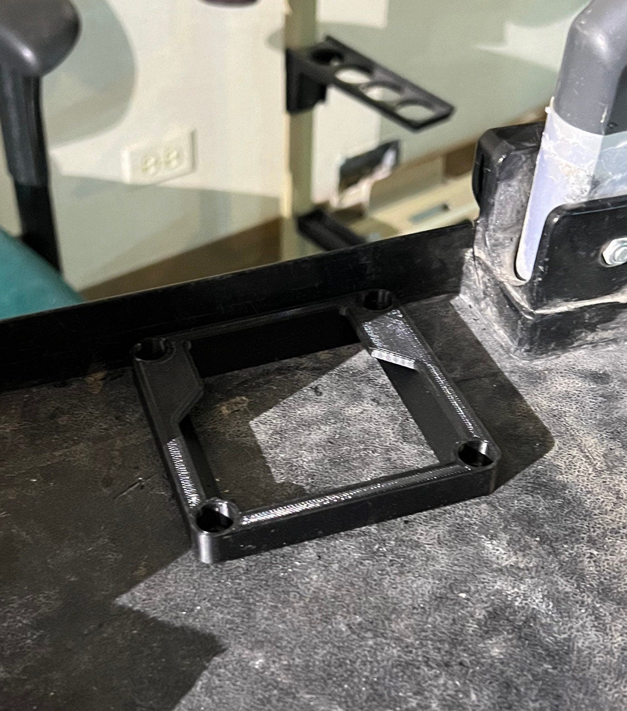 Milwaukee Packout Screw - On Mount - JForm Designs